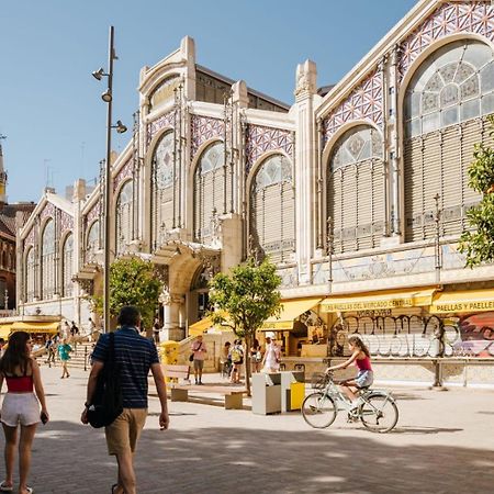 Cool Central Market Valence Extérieur photo